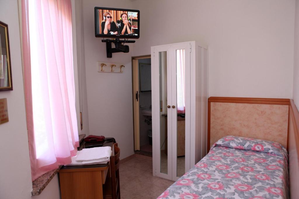 Hotel Parigi Rimini Camera foto