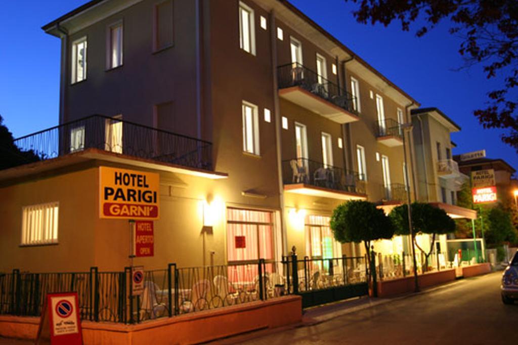 Hotel Parigi Rimini Esterno foto