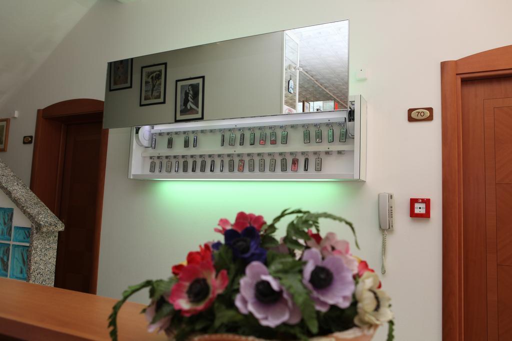 Hotel Parigi Rimini Esterno foto